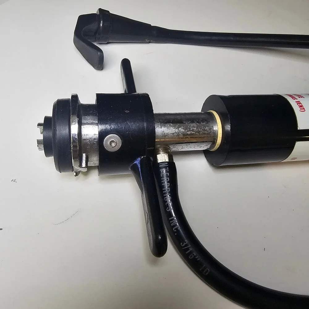 Johnson Enterprises Inc Beer Keg Party Pump Black Hand Tap 3/16 ID Hose NEW